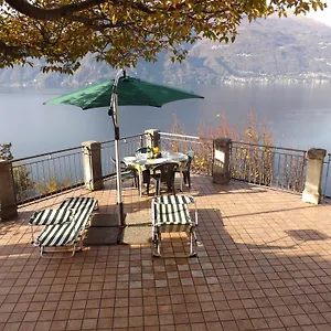 https://exclusive-villa-crotto-lake-view.it-lombardy.com